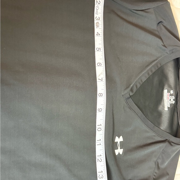 Under Armour Black V-Neck Performance Shirt size L - Picture 6 of 8